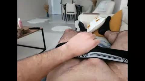 hornyman0605 online show from November 6, 2025, 7:42 am