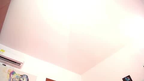 LILY online show from September 13, 2025, 11:48 pm