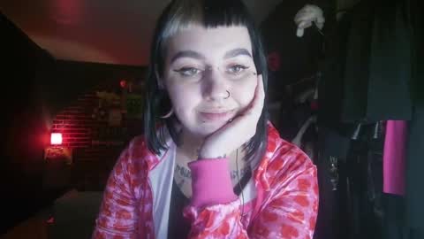 Snapshot of horror_circus chatting on December 30, 2024, 9:40 pm Messalina Horror online show from December 30, 2024, 9:40 pm