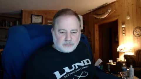 horsebigballs online show from November 11, 2025, 7:08 am