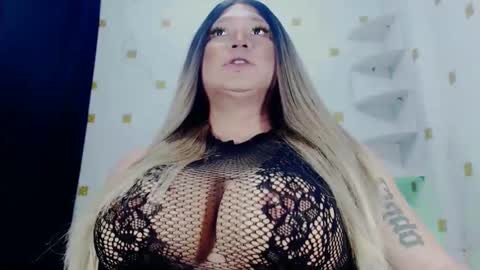 YOUR MAJESTY LUCY PEARL online show from January 28, 2025, 3:57 pm