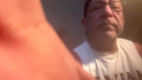 hoss43040 online show from September 21, 2025, 9:16 pm