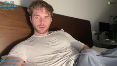 Edward aka Wolf online show from April 8, 2026, 1:16 am