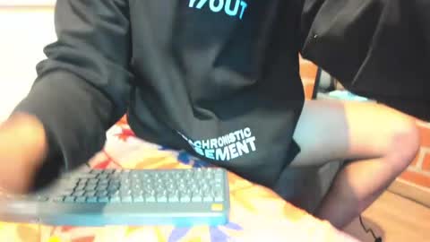 hot__boy777 online show from April 22, 2026, 4:26 am