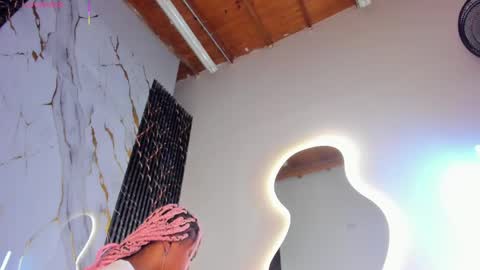 hot__genesis online show from June 1, 2026, 4:14 am