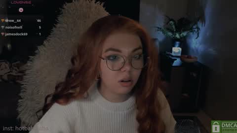 Snapshot of hot_babayaga chatting on January 7, 2025, 10:19 pm online show from January 7, 2025, 10:19 pm