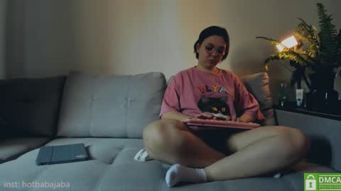 Snapshot of hot_babayaga chatting on February 28, 2025, 8:09 am online show from February 28, 2025, 8:09 am