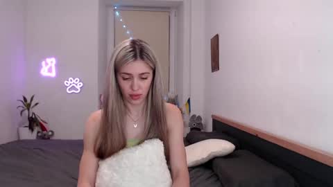 Dashka online show from December 7, 2024, 1:14 am