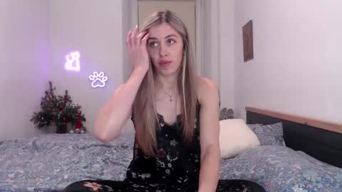 Dashka online show from December 22, 2024, 10:15 pm