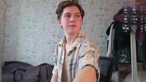 Snapshot of hot_boy_oscar chatting on October 5, 2025, 11:08 am Oscar online show from October 5, 2025, 11:08 am