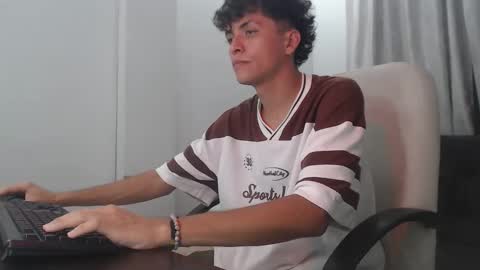 Salomon online show from January 15, 2026, 10:35 pm