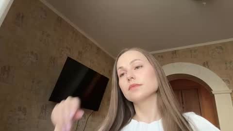 hot_chance_ online show from March 26, 2026, 12:11 pm