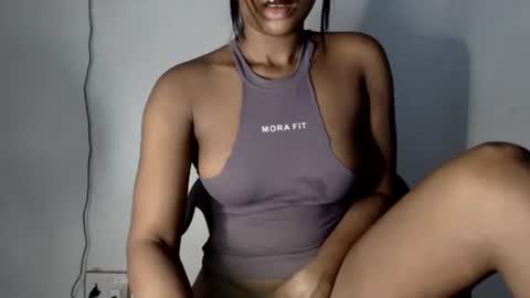 Snapshot of hot_chocoxxxx chatting on October 16, 2025, 7:31 am sonia  mis choco online show from October 16, 2025, 7:31 am