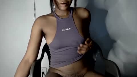 Snapshot of hot_chocoxxxx chatting on October 18, 2025, 8:04 am sonia  mis choco online show from October 18, 2025, 8:04 am