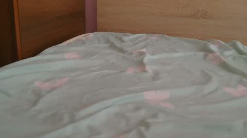 Snapshot of hot_couplee98 chatting on February 16, 2025, 10:10 am Hot Couple online show from February 16, 2025, 10:10 am