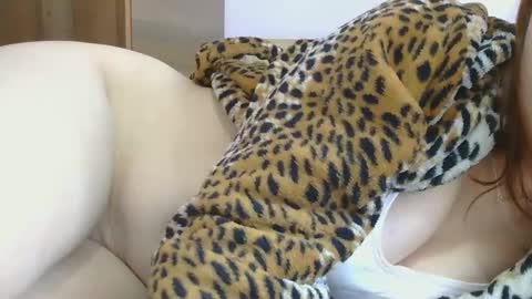 Snapshot of hot_couplee98 chatting on March 2, 2025, 8:05 am Hot Couple online show from March 2, 2025, 8:05 am