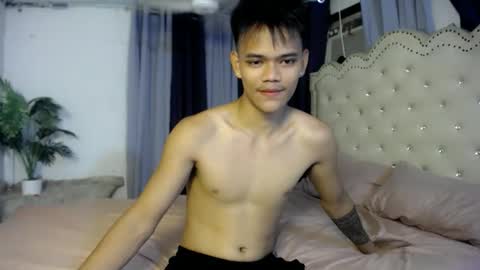 Snapshot of hot_fucker_ chatting on November 19, 2025, 8:25 am hot_fucker_ online show from November 19, 2025, 8:25 am