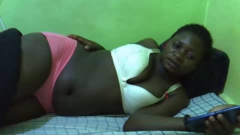 Snapshot of hot_girlly chatting on September 14, 2025, 5:45 pm hot_girlly online show from September 14, 2025, 5:45 pm