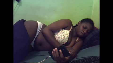 hot_girlly online show from November 13, 2025, 2:10 am
