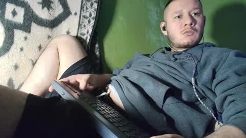 hot_guy36 online show from November 30, 2025, 4:05 am
