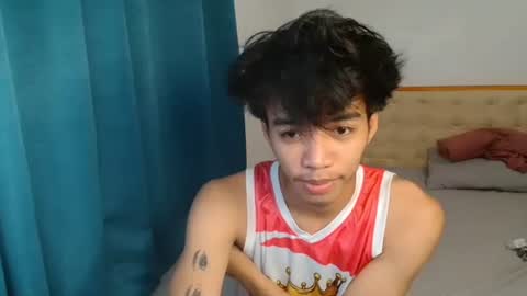 hot_kianxx online show from October 30, 2025, 3:08 am