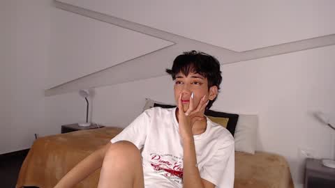 Alana online show from February 6, 2025, 11:58 pm