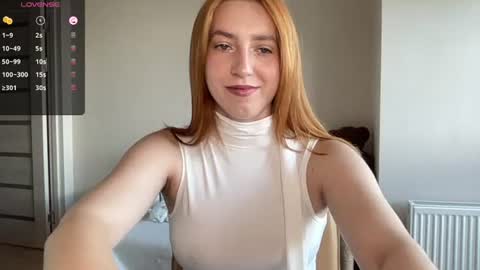 Lina online show from June 17, 2026, 8:17 am