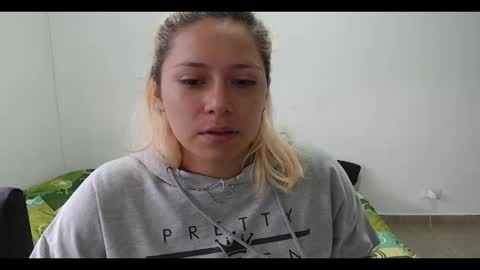 Mia online show from February 13, 2025, 1:05 pm