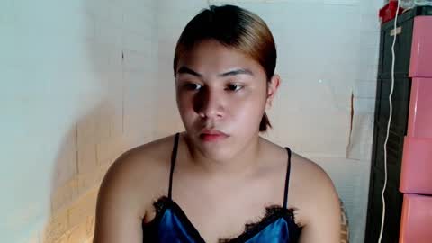 Selena online show from December 4, 2025, 6:34 am