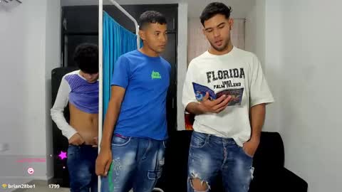 Snapshot of hot_sexmature chatting on March 11, 2025, 4:51 pm Vanesa Oliver and Andrew online show from March 11, 2025, 4:51 pm