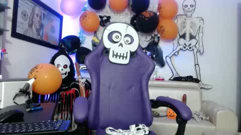 Snapshot of hot_sexy_bunny chatting on October 31, 2025, 2:29 pm hot sexy bunny online show from October 31, 2025, 2:29 pm