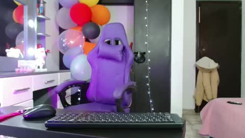 hot sexy bunny online show from February 3, 2026, 6:35 pm