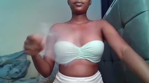 hot sexyy ladyy online show from March 1, 2025, 12:17 am