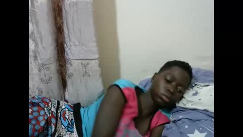 hot_shawrry online show from February 25, 2025, 7:09 am