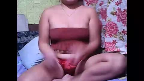 hot_tricia05 online show from March 3, 2025, 1:31 am