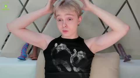 Snapshot of hot_twinkboy chatting on February 9, 2025, 3:56 pm hot_twinkboy online show from February 9, 2025, 3:56 pm