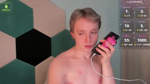 Snapshot of hot_twinkboy chatting on March 3, 2025, 3:42 pm hot_twinkboy online show from March 3, 2025, 3:42 pm