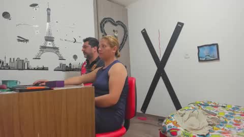 hotandfierylatinos online show from February 14, 2025, 9:03 am