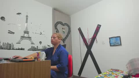 hotandfierylatinos online show from February 18, 2025, 11:11 am