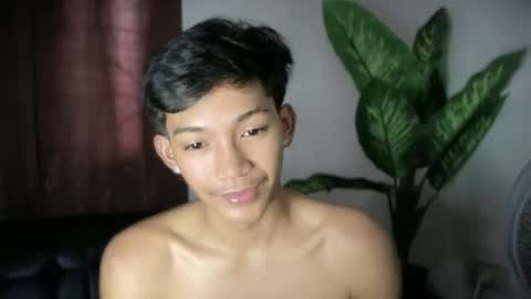 hotasian_jerome online show from February 5, 2026, 3:11 am