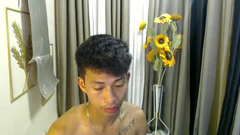 Snapshot of hotasian_richard chatting on April 7, 2026, 8:04 am hotasian_richard online show from April 7, 2026, 8:04 am