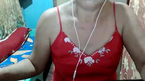 hotbetty_45 online show from April 19, 2026, 2:00 am