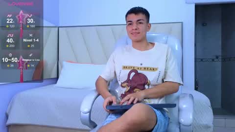 hotboy21_ online show from September 23, 2025, 3:31 am