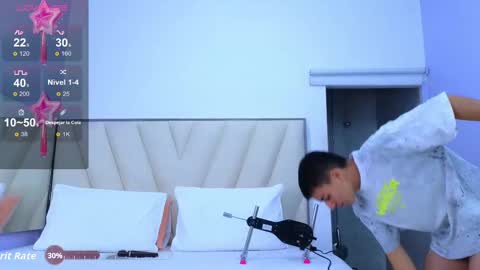 hotboy21_ online show from September 30, 2025, 3:44 am