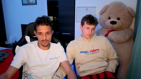 Hotboyshorny online show from May 19, 2026, 2:34 pm