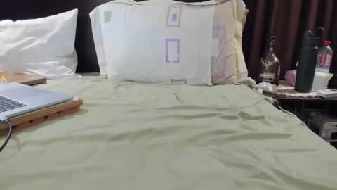 hotboyvicky online show from March 27, 2026, 9:14 pm