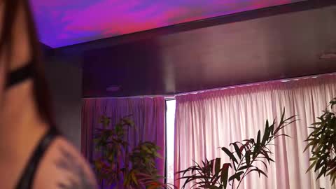 Anais online show from November 28, 2025, 9:23 am