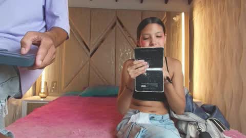 hotcouple_222 online show from March 4, 2026, 7:25 am