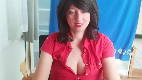 Snapshot of hotdestany chatting on December 11, 2024, 9:41 am Hot Destany online show from December 11, 2024, 9:41 am