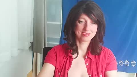 Snapshot of hotdestany chatting on January 8, 2025, 10:37 am Hot Destany online show from January 8, 2025, 10:37 am